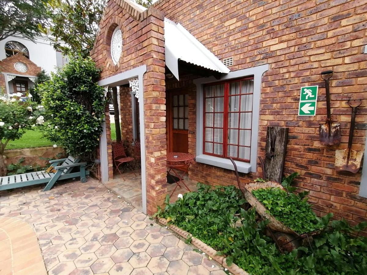 Van Dykshuis Guest House Heidelberg  Dış mekan fotoğraf